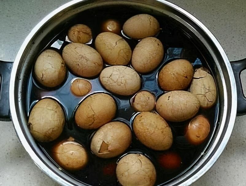 卤鸡蛋的做法是什么（用了40年的祖传卤鸡蛋秘方）