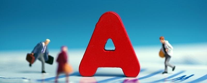 主力出逃！73股遭机构大幅抛售，新能源与AI双双受挫，宁德时代、寒武纪等龙头在列