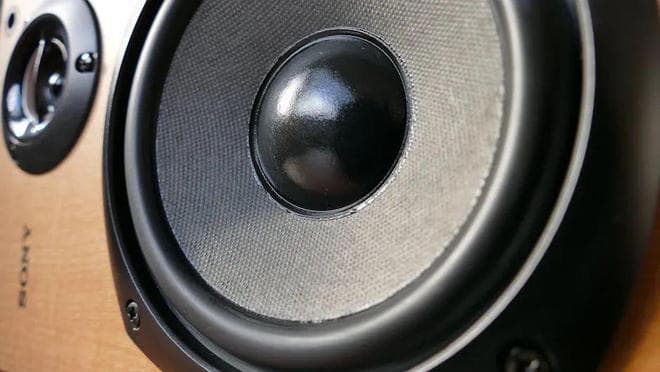 电脑扬声器没声音？设置与解决方案全攻略