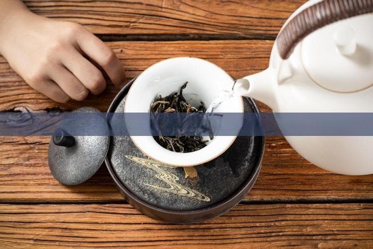 哪些茶叶适宜冷藏保鲜及存放指南：全面解析不同茶类的储存方法