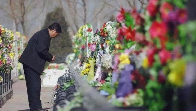 “上坟不带两人，子孙辈辈富有”，清明节将至，牢记老祖宗的话！