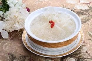 燕窝冰糖加糖稀的正确比例与做法：打造美味甜品攻略