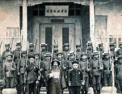 中国历代警察服装演变（清末至今）图片合集