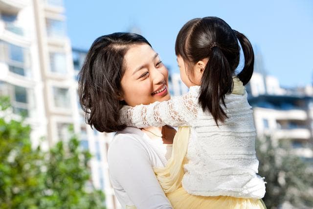 妈妈"懒"一点，孩子更出色：揭秘家庭教育的三大智慧懒法