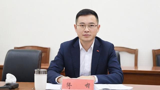 运营专员的工作内容具体包括哪些职责和任务？