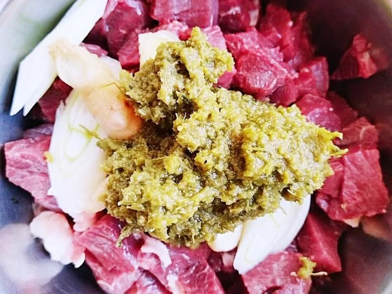 肚包肉：一道美味独特的羊肉佳肴