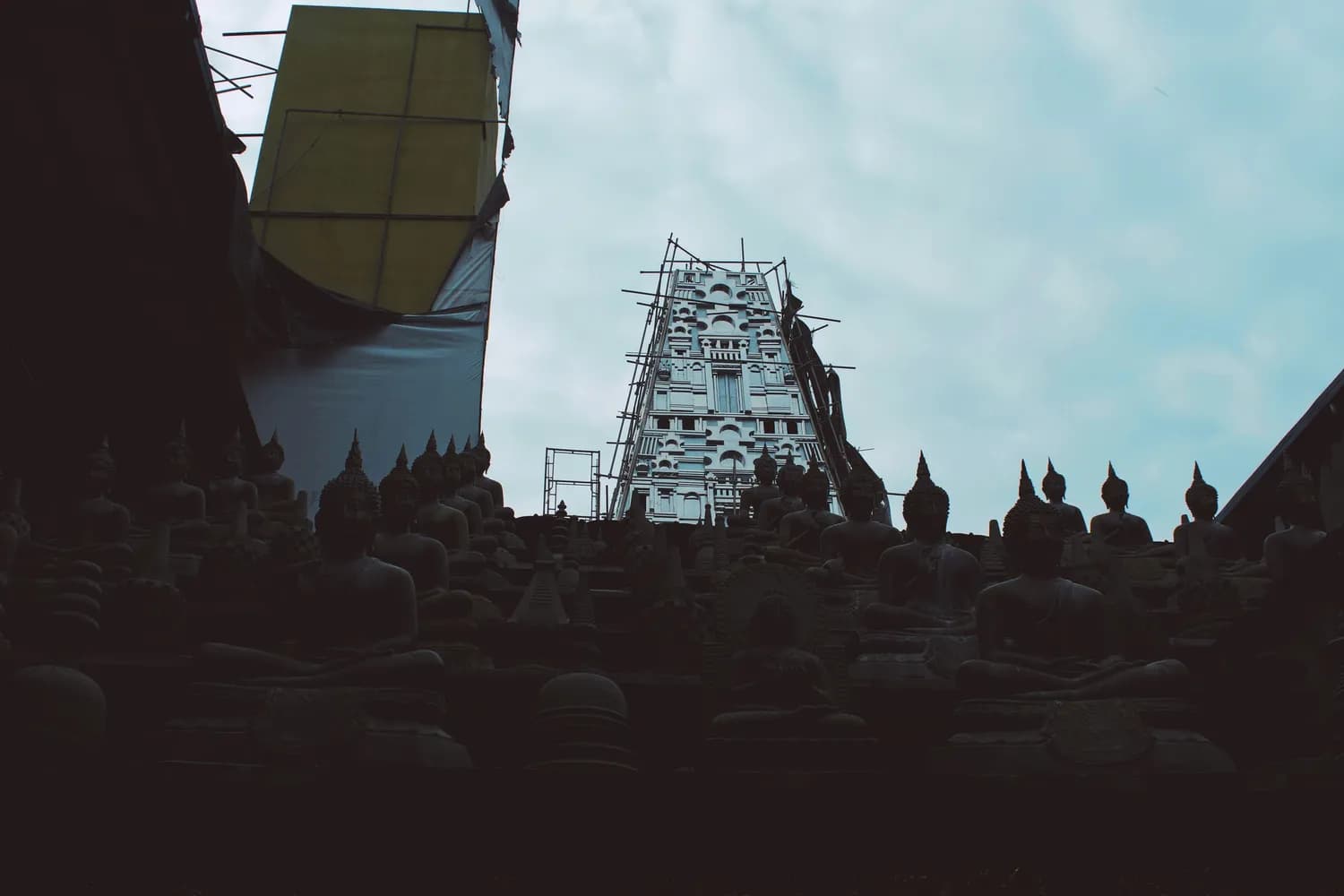 法门寺发现世界唯一佛指舍利，阿育王寺佛顶舍利相映生辉