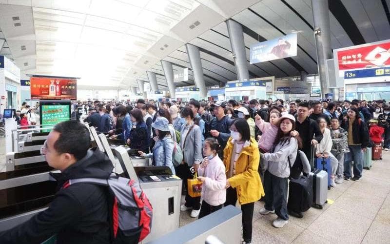 高铁调价，服务“水位”如何只升不降