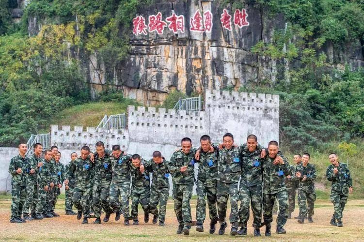 又是开学军训季，建议全国学校学学广西军训！