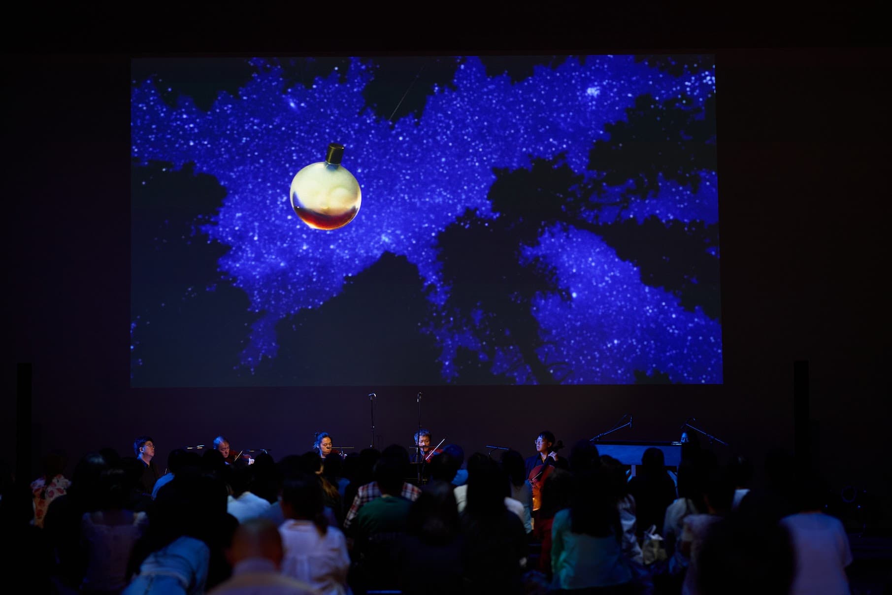 促进文化交流，拓展演艺市场，首届香港演艺博览开幕