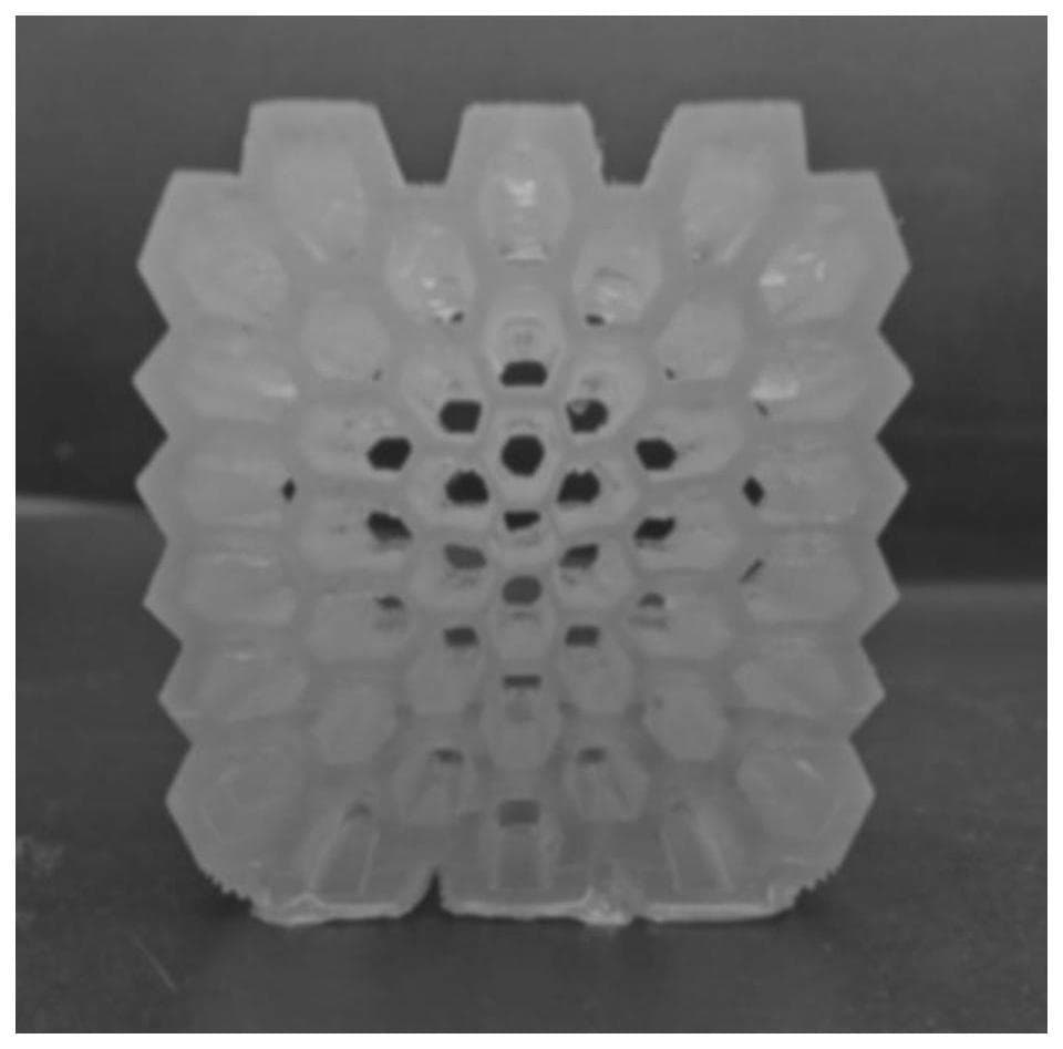 一种聚氨酯弹性体及3D打印阻尼减震器制备方法及应用