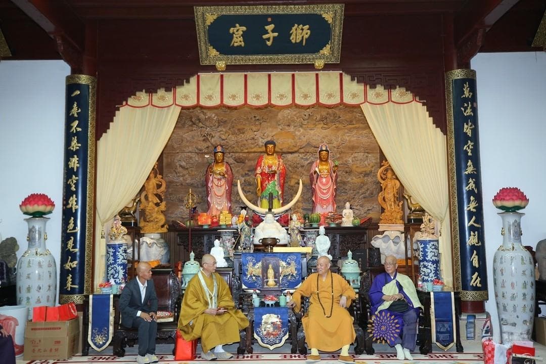 日本中国观音灵场会普陀山纪念朝拜三十周年交流活动圆满举行