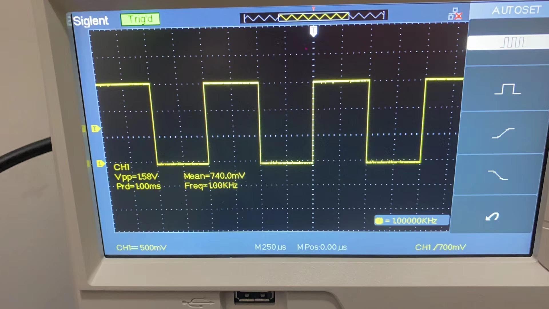 ESP32零基础教学：PWM（脉宽调制）超详细指南