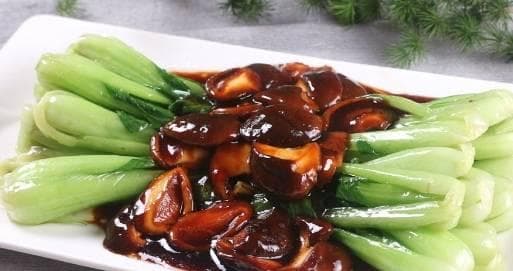 炒青菜的小秘诀：让你成为厨神界的“万人迷”