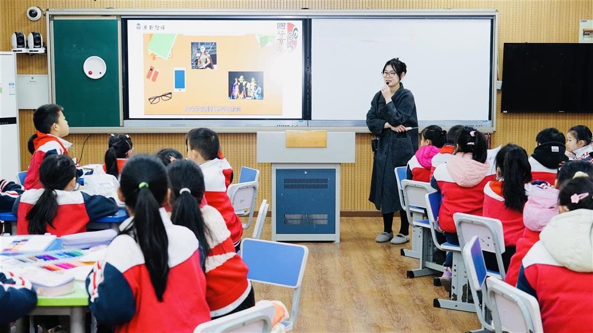 “手术刀式”剖析课程，让每一名木兰少年“学有所成”