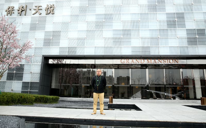 银行大门摆放石雕狮子的风水讲究