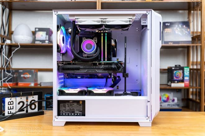 构建理想电脑：CPU、主板、内存、硬盘、显卡全面解析与搭配指南