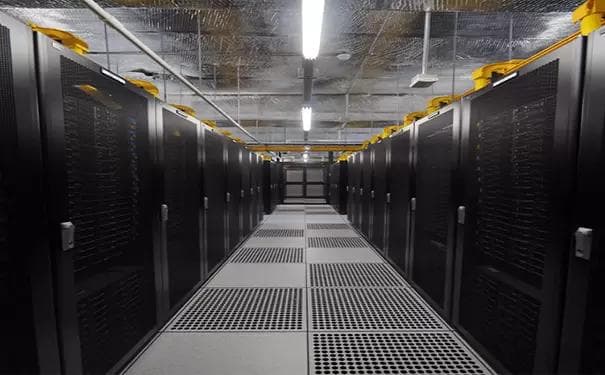 提高服务器高可用性：应对单点故障与硬件故障的备份与冗余解决方案