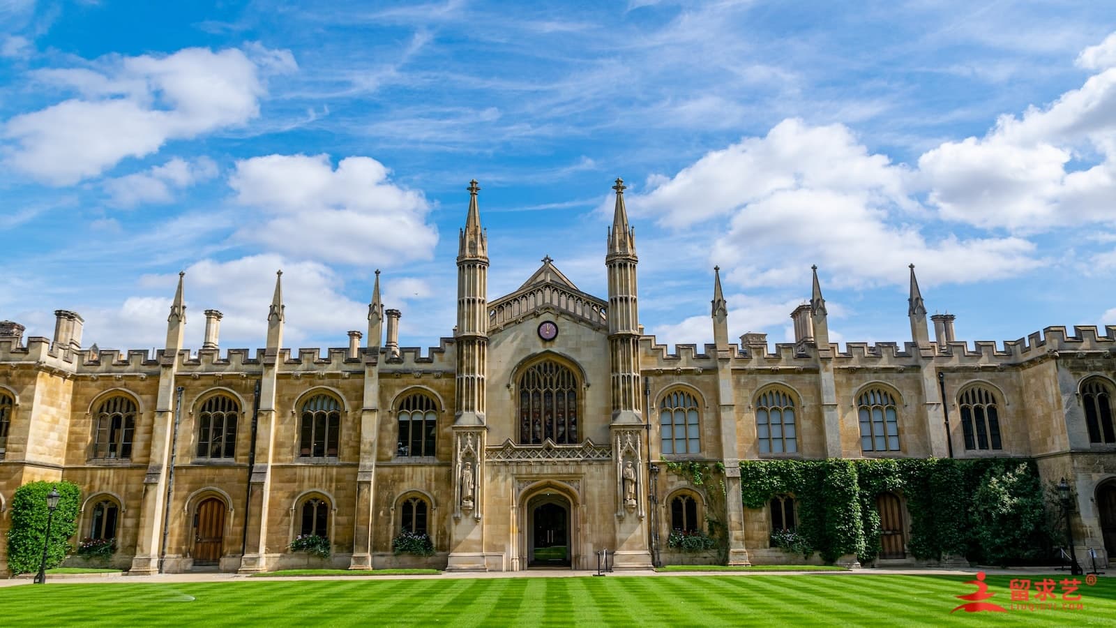 英国伊顿公学 - 英国顶级名校培养英国未来精英