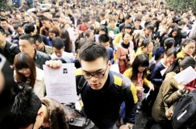 如何在选择居住区域时进行精准评估？这种评估有哪些标准？
