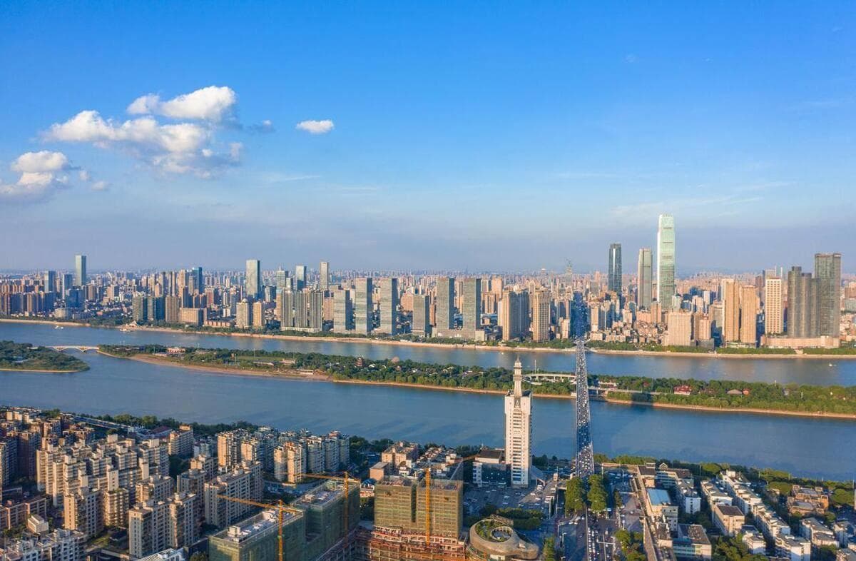 长沙旅游值得去的十大景点有哪些？长沙旅游十大必去景点推荐