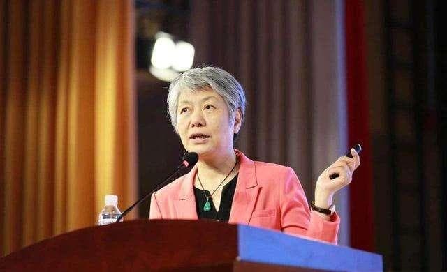 李玫瑾教授：当孩子身上有这4个行为，该打就要打，否则将来难改