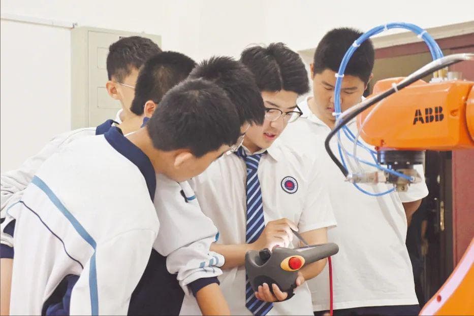 河北能源职业技术学院：校企合作筑就未来人才高地