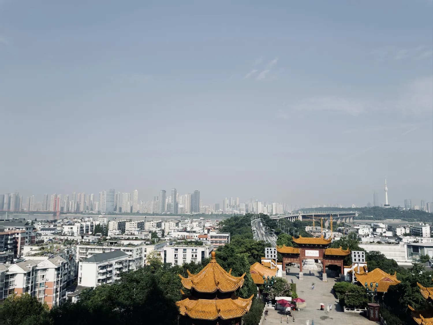 武汉春季旅游攻略：除了樱花，还有这些精彩等着你！