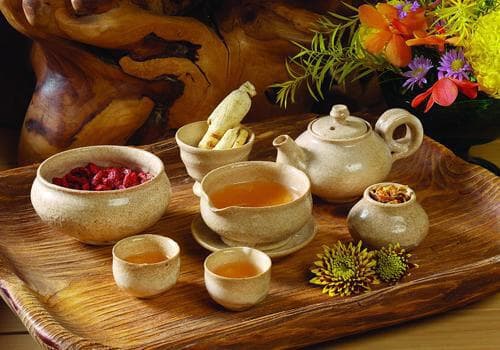 葛根能和枸杞一起泡茶喝吗？功效与注意事项全解析
