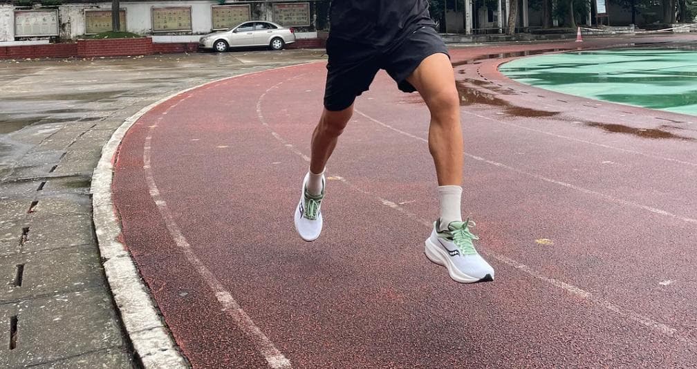 跑鞋挑选终极指南：3步锁定本命战靴，跑步体验飙升90%