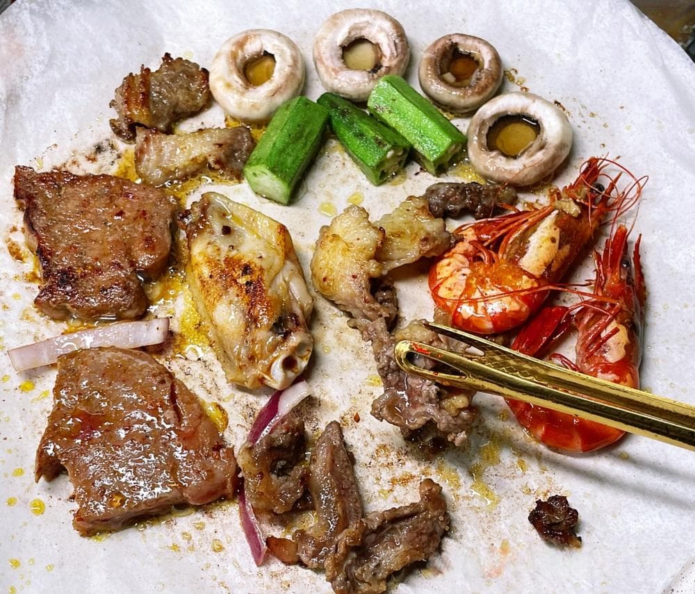 “地摊烤肉”：都市年轻人对慢生活的向往