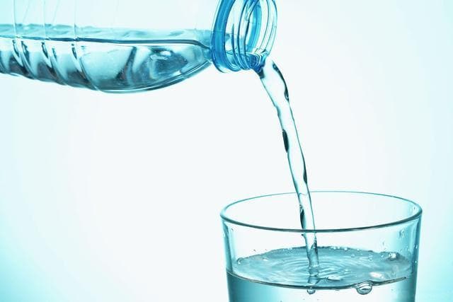 烧开水vs桶装水：你选择哪种？