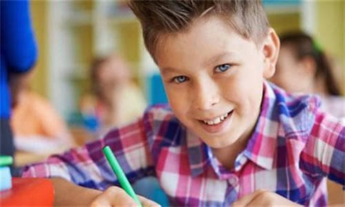 如何提高孩子的数学成绩？家长学会抓这三个地方