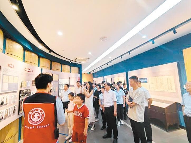 “线上+线下”参与人数81.3万人次 西安交大校园开放日人气爆棚