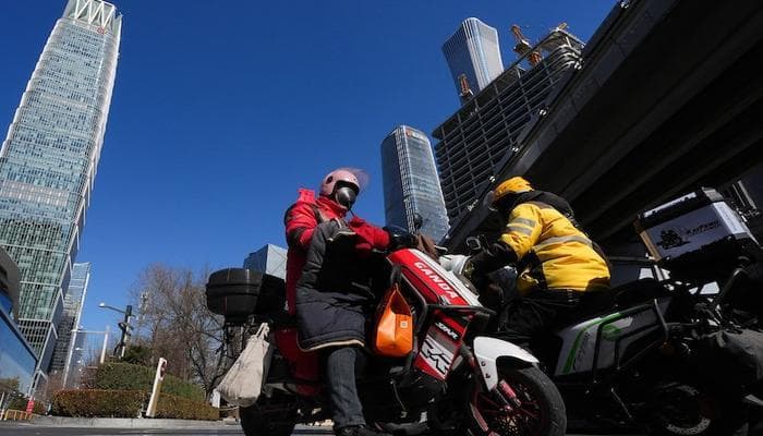 专家建议：加强社会保障应先从社保改革开始