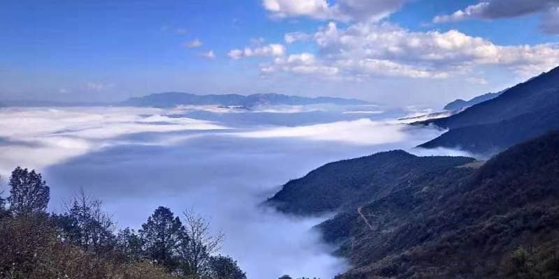 云南药山风景区：自然与人文的完美融合