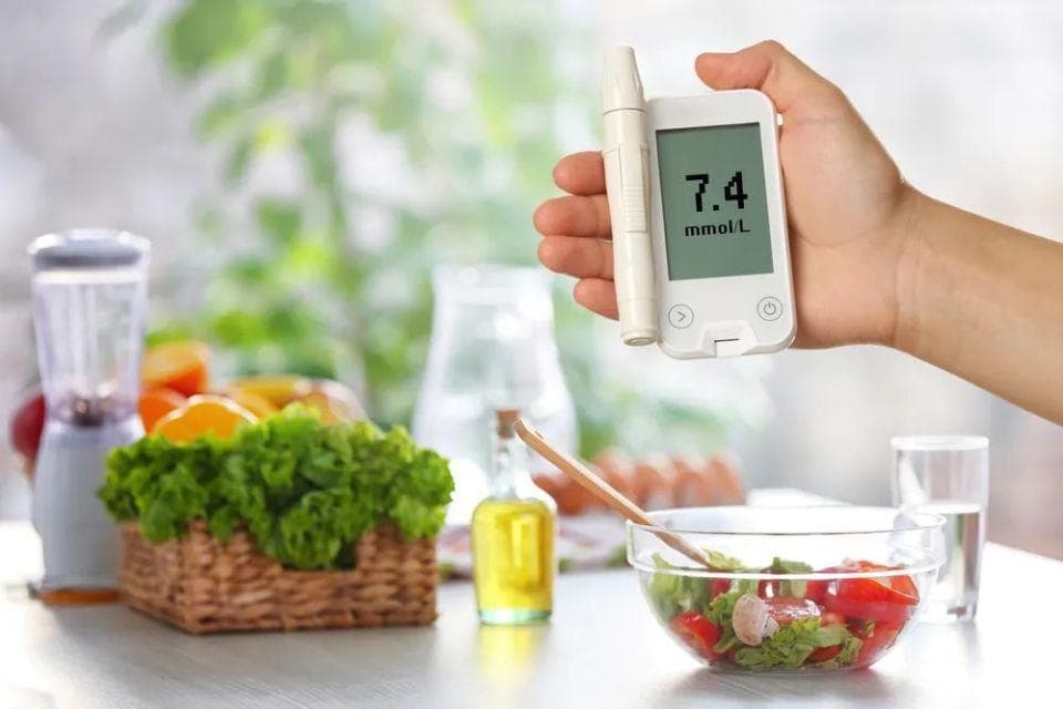 天一冷，血糖就飙升，冬天做好6件事，轻松控血糖！