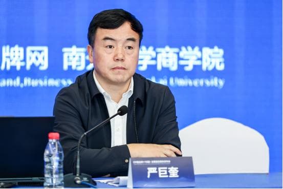 打造“一县一业”富民产业 盐津乌骨鸡带动千家万户养鸡增收