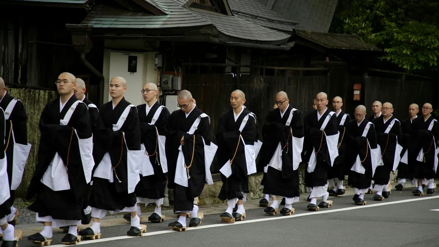大明寺见证中日交流，何园个园展现园林艺术