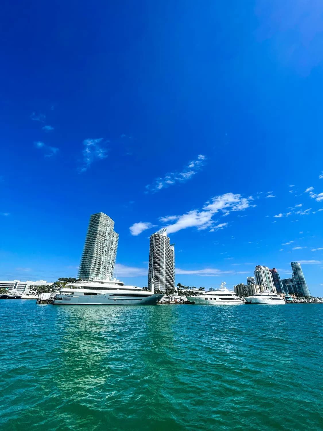 西沙群岛旅游新攻略：如何玩转三亚凤凰岛？