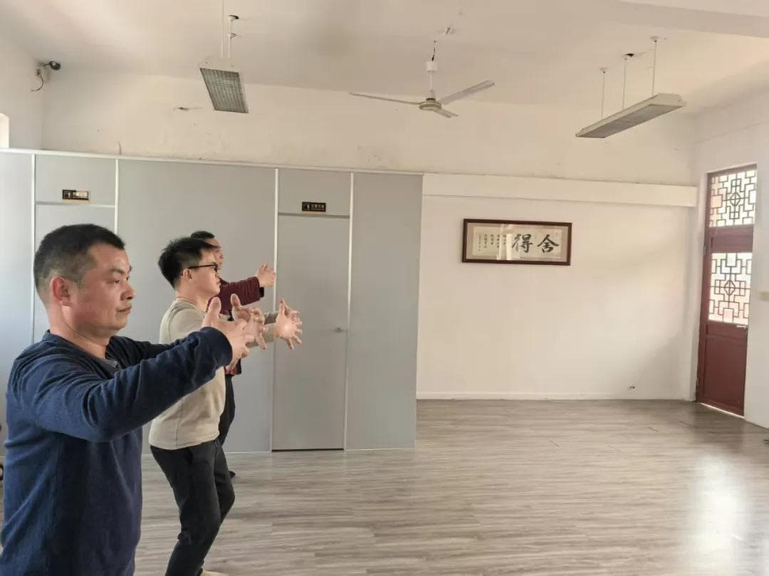 站桩与脊椎健康