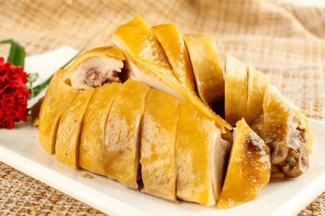 开封桶子鸡：百年传承的豫菜经典