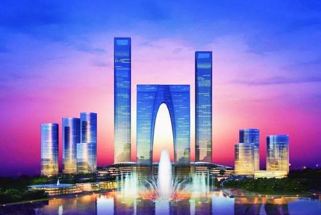 318国道既是我国的黄金旅游线路，又是我国经济强城的成串线路