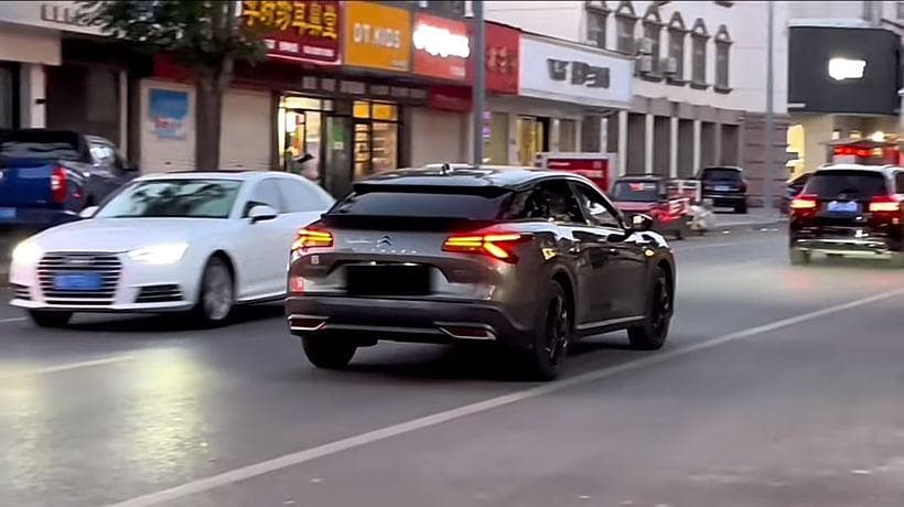 凡尔赛C5 X防冻液使用全攻略：作用、检查、更换与选购要点