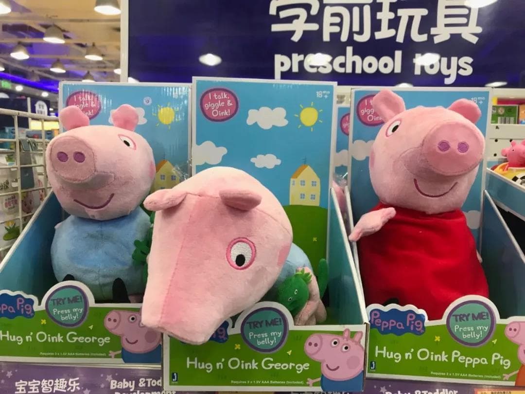 “社会人”小猪佩奇，到底多会赚钱？