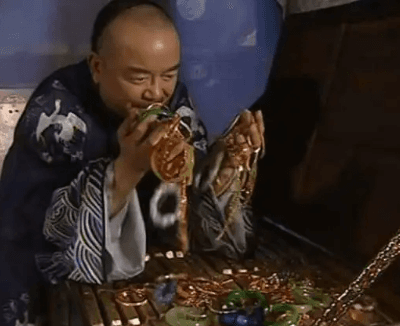 乾隆晚期贪腐问题的根源与影响