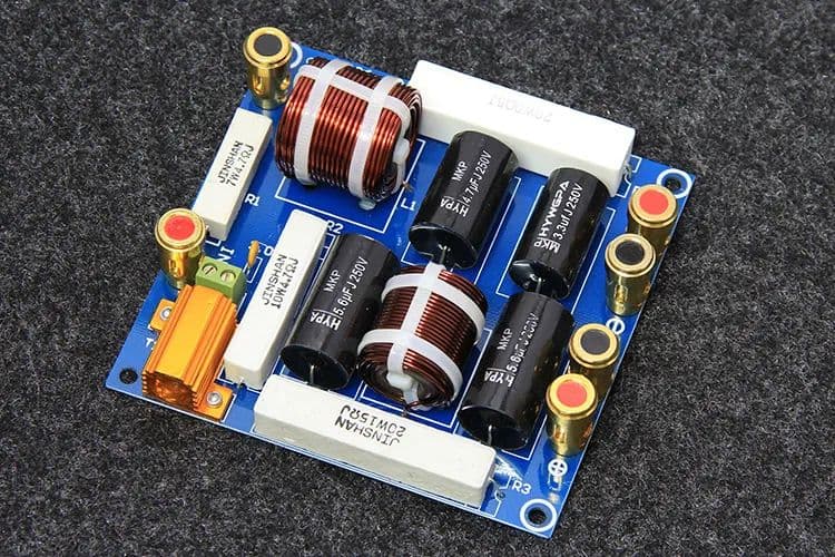 扬声器系统中分频点选择的关键考量