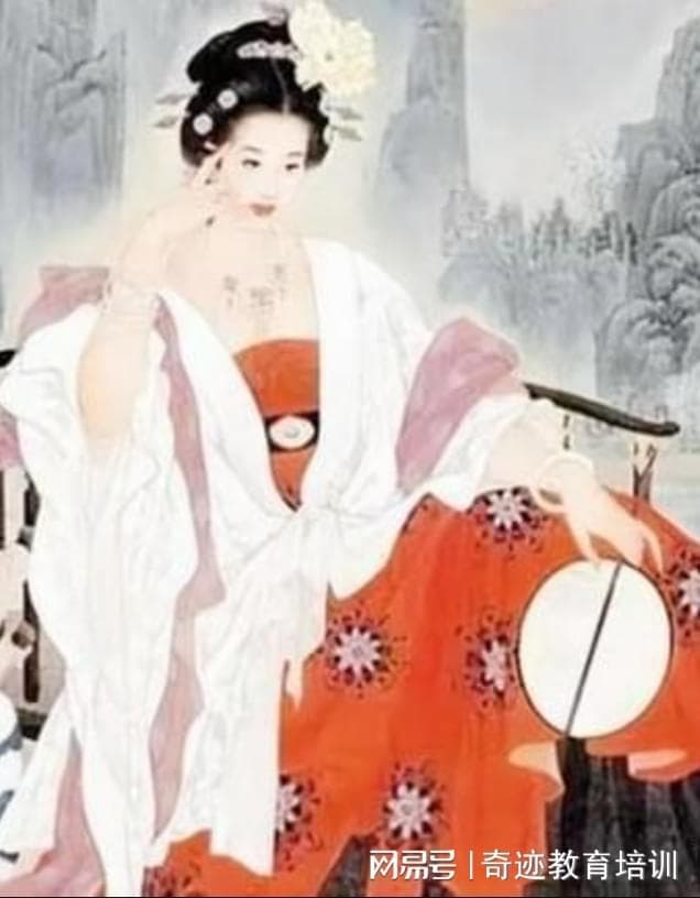 从宫廷到民间：石榴裙的时尚传承与文化价值