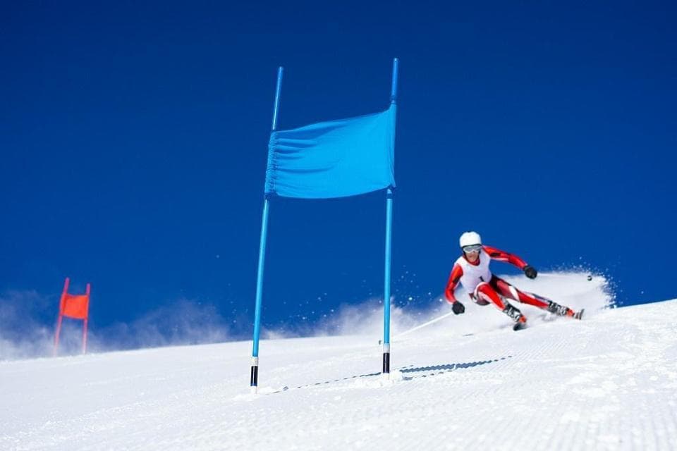 亚冬会项目知多少|高山滑雪