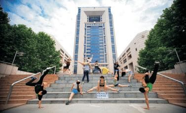 西安交通大学：真正的“花园式学府”，宿舍豪华到令人羡慕！